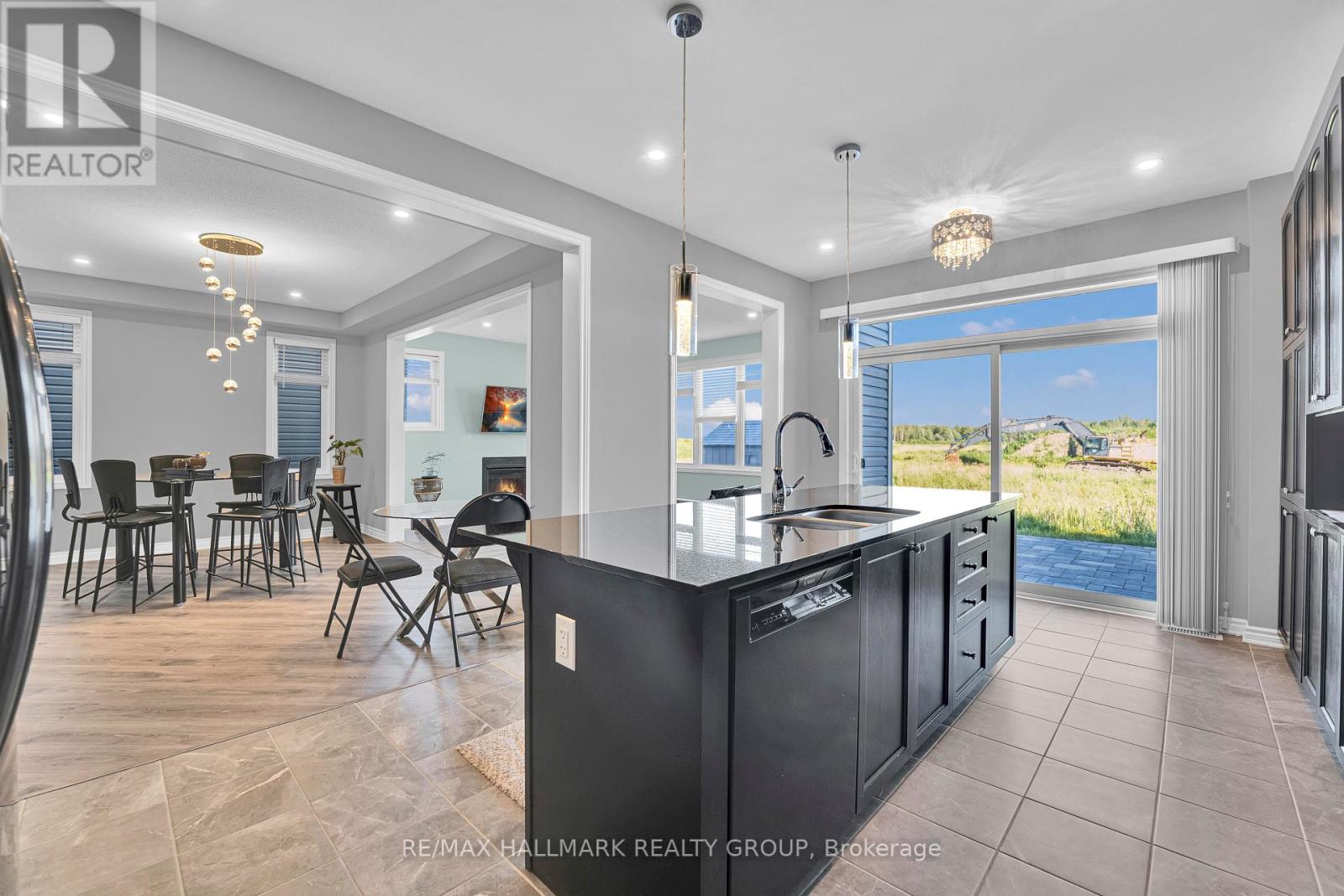 305 SWEETCLOVER WAY - 6
