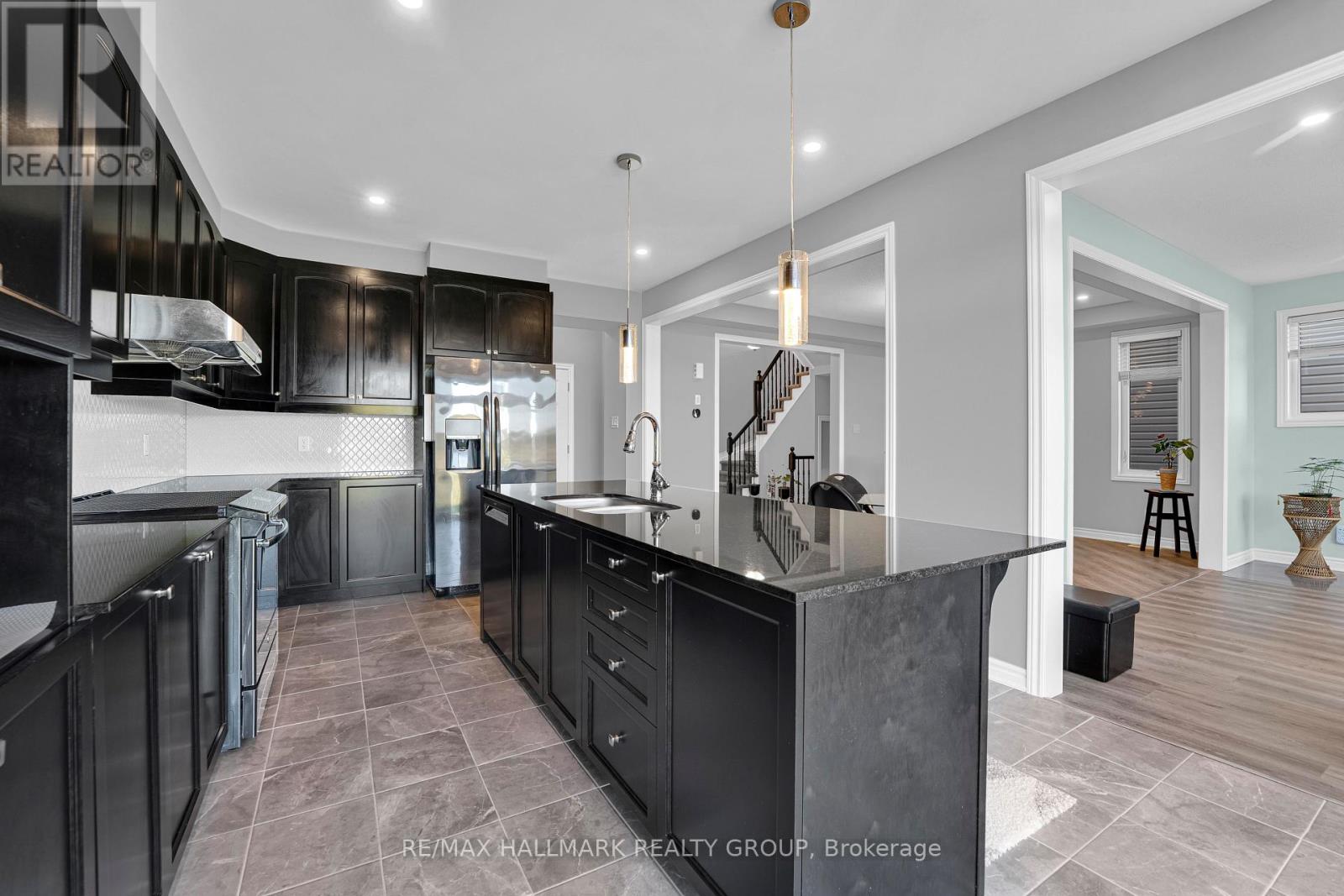 305 SWEETCLOVER WAY - 7