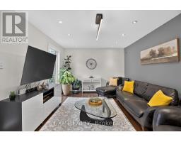 2490 REGINA STREET — photo 3
