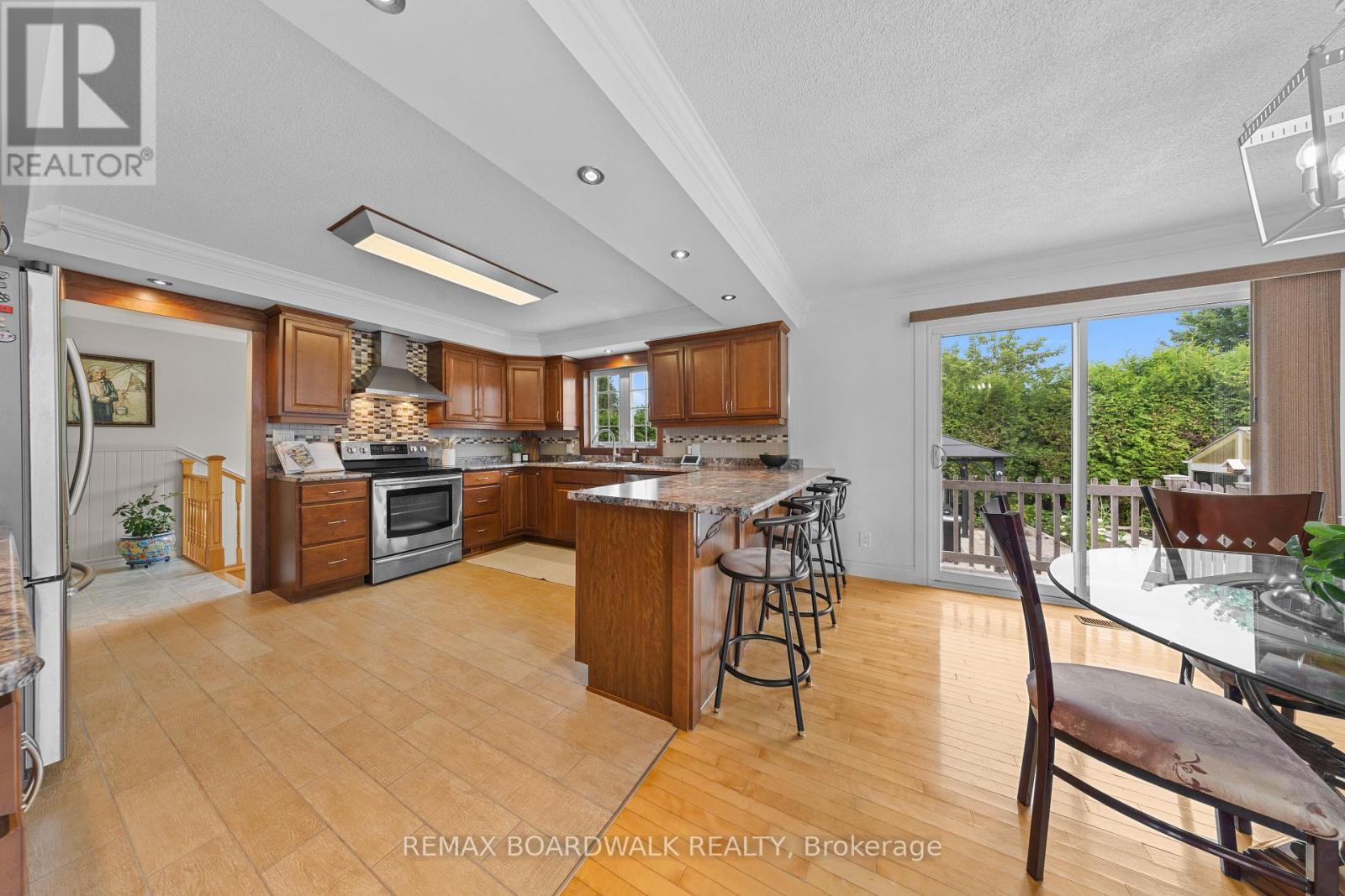 955 LACROIX ROAD - Image 15