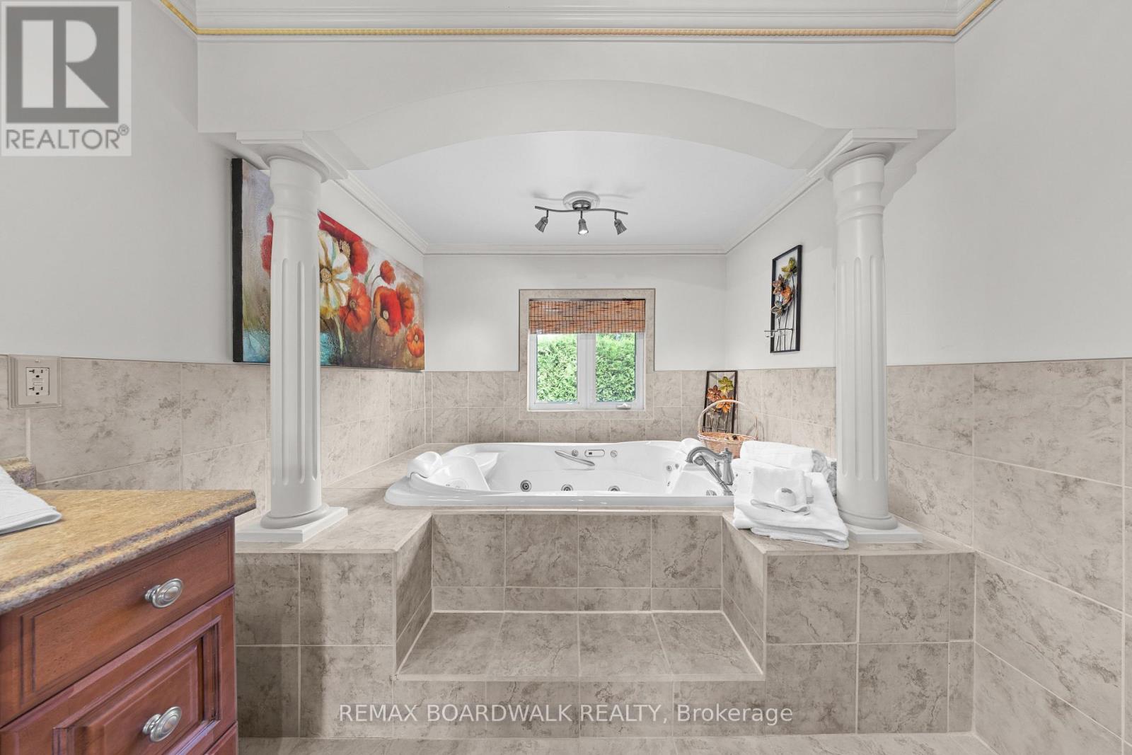 955 LACROIX ROAD - Image 26