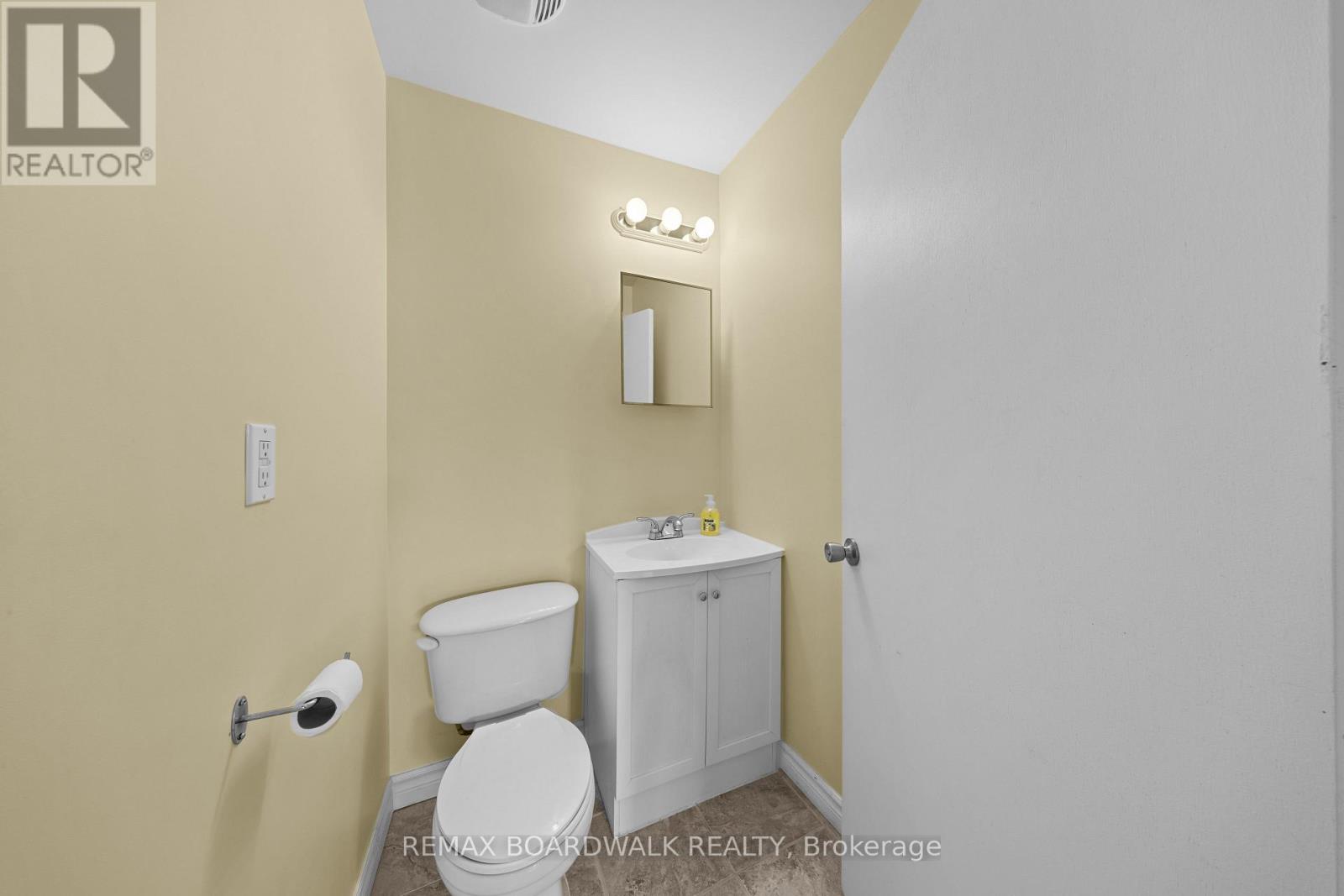 955 LACROIX ROAD - Image 30