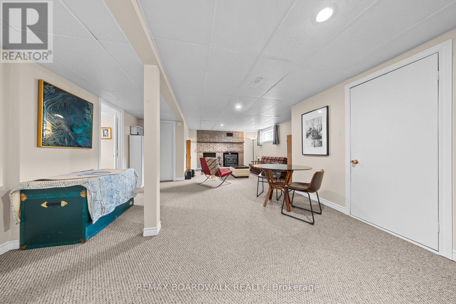 955 LACROIX ROAD - Image 32