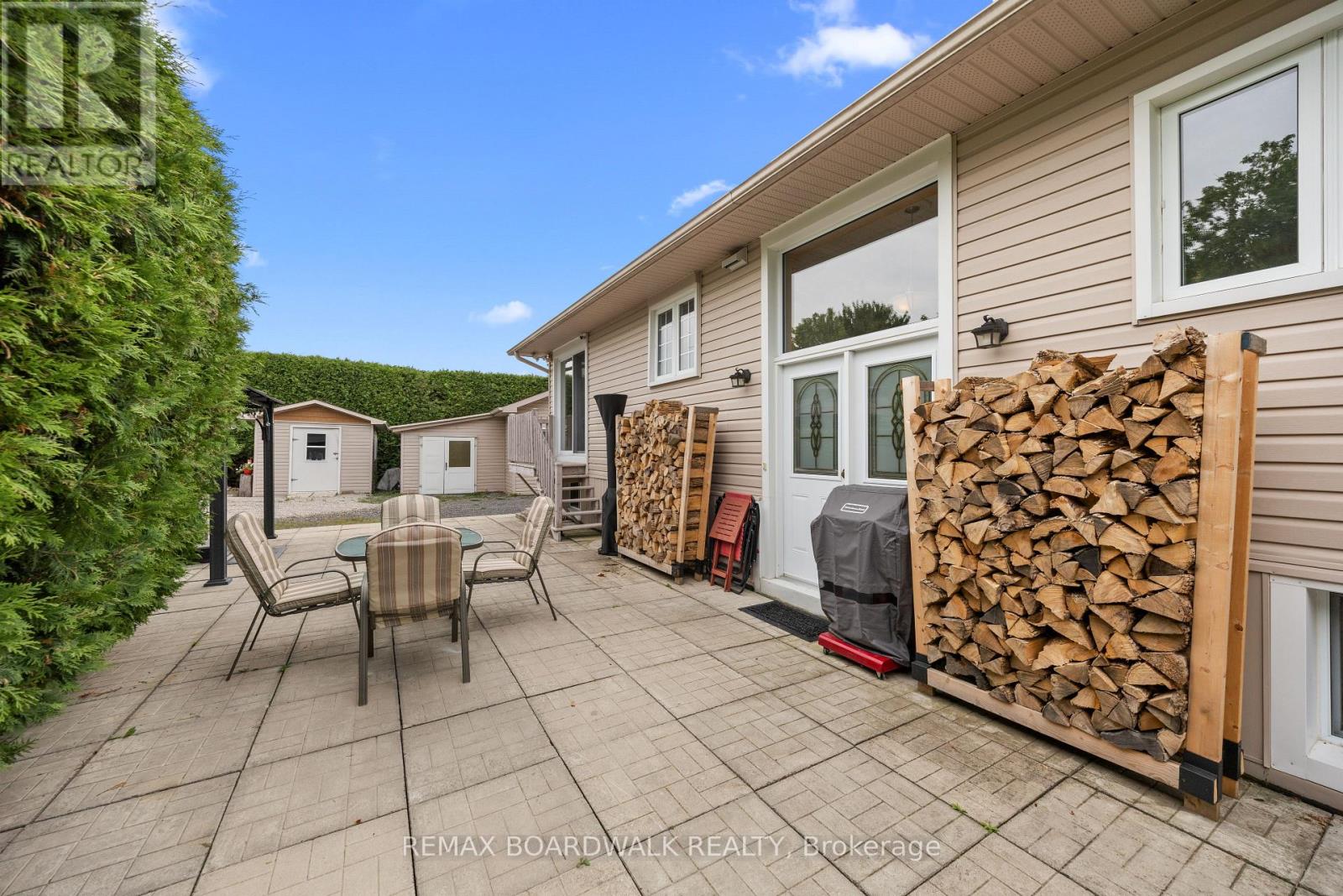 955 LACROIX ROAD - Image 41