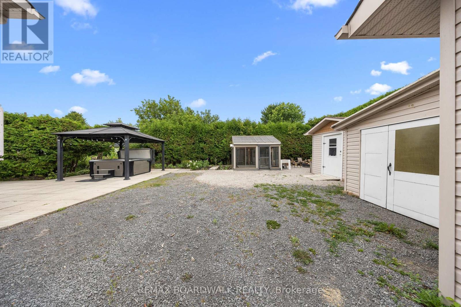 955 LACROIX ROAD - Image 45