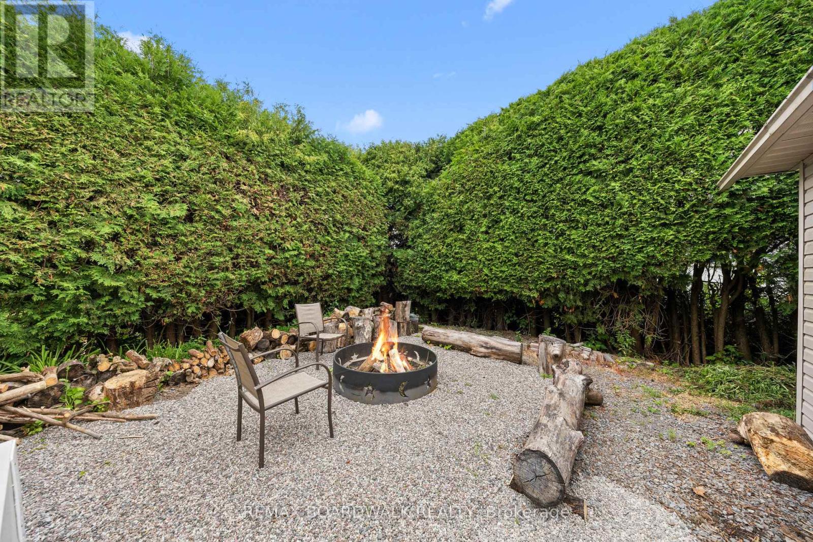 955 LACROIX ROAD - Image 47