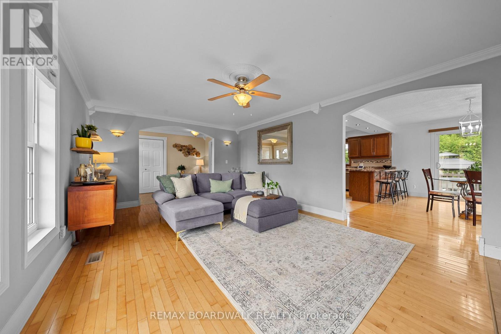 955 LACROIX ROAD - Image 9