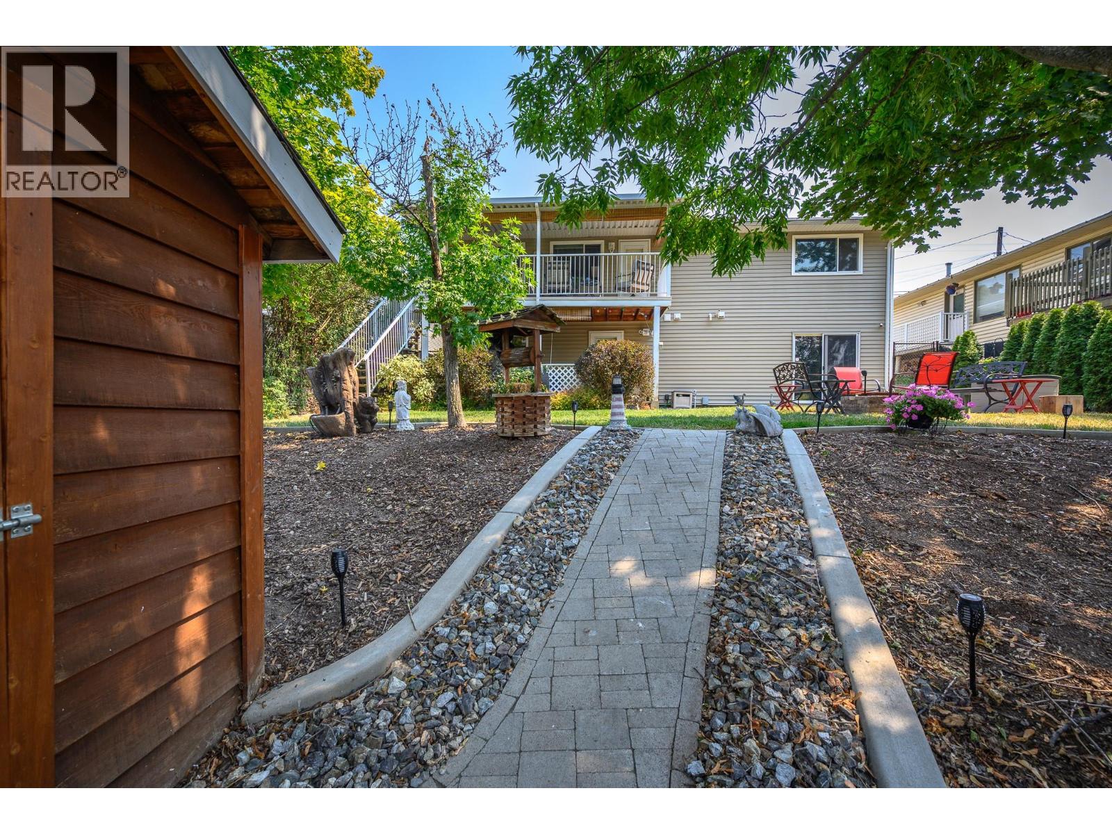 5515 Okanagan Avenue - 35