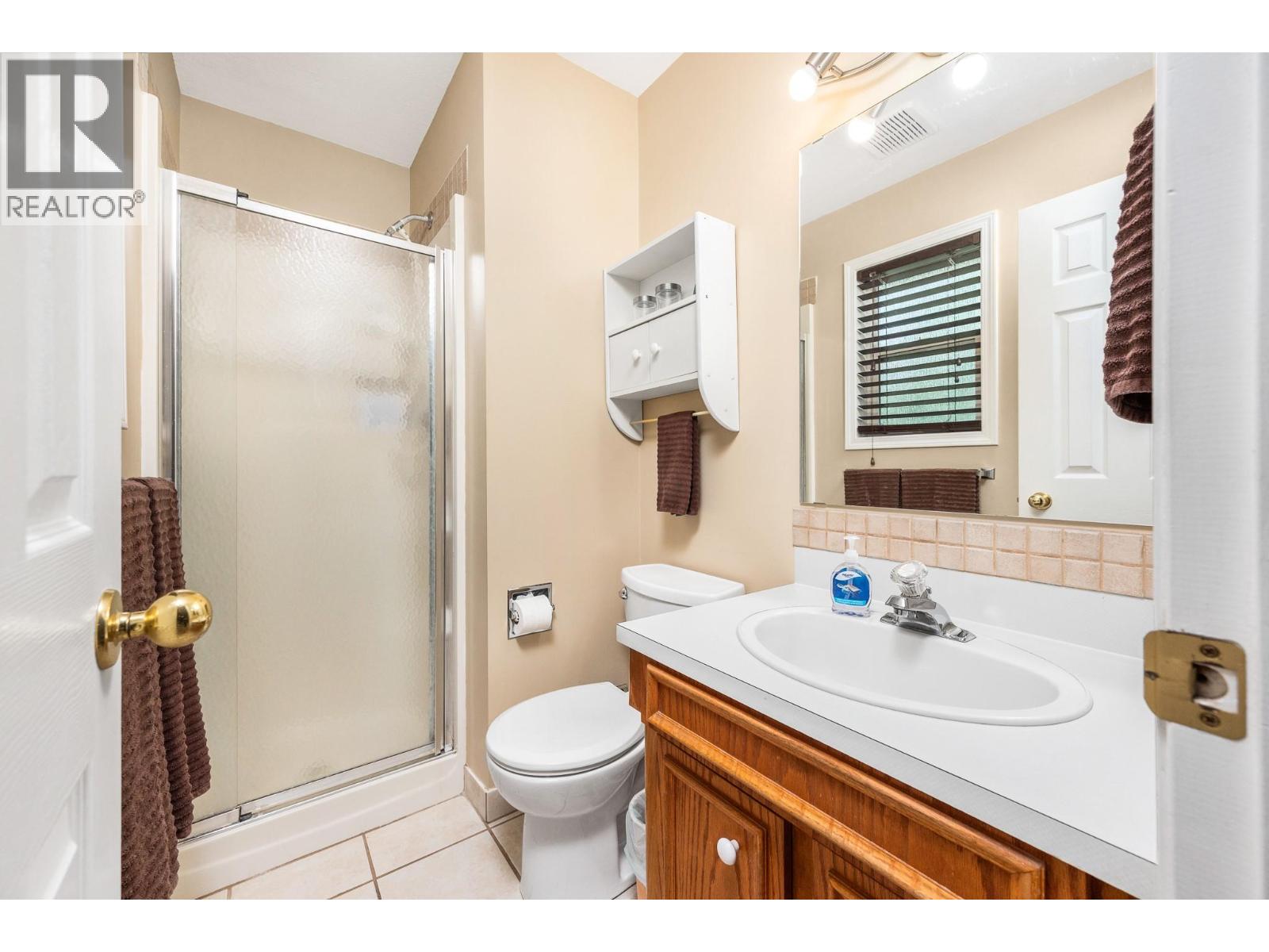 5515 Okanagan Avenue - 17