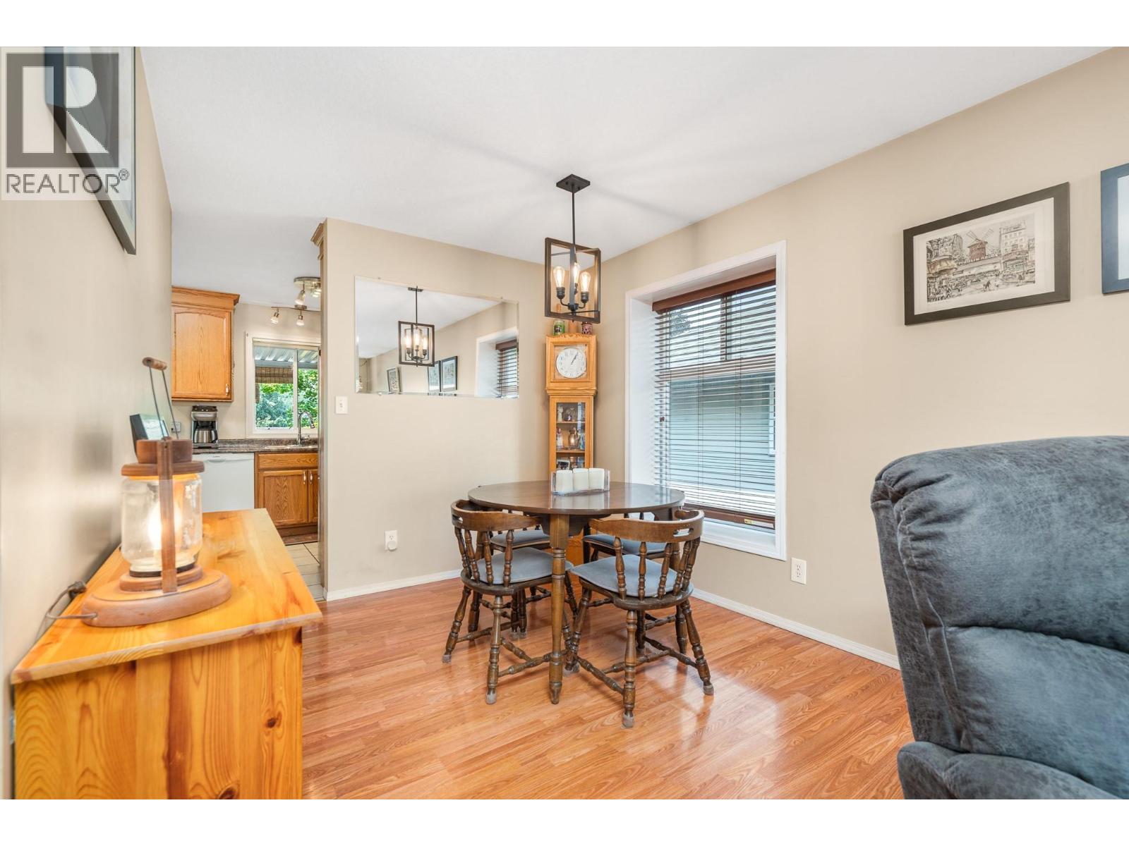 5515 Okanagan Avenue - 7