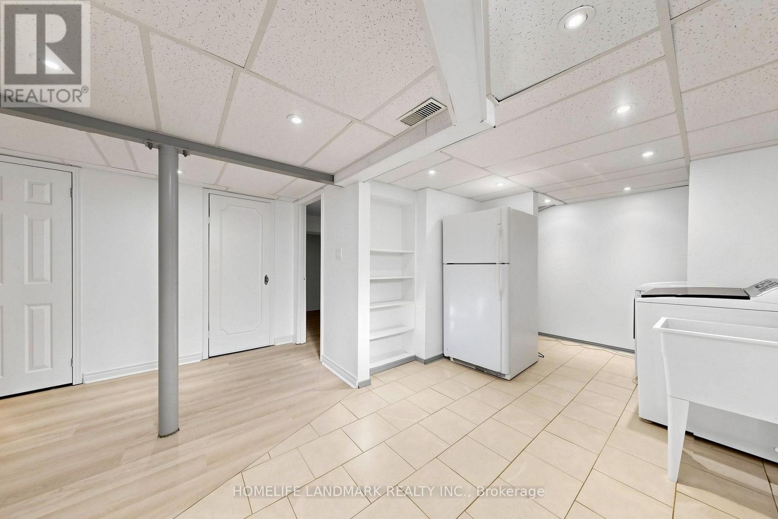 212 BEECHY DRIVE - Image 36