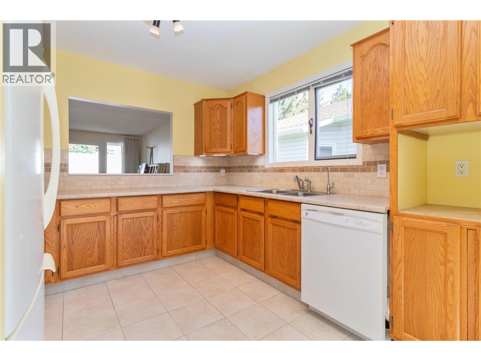 #116 915 Saskatoon Road - 14