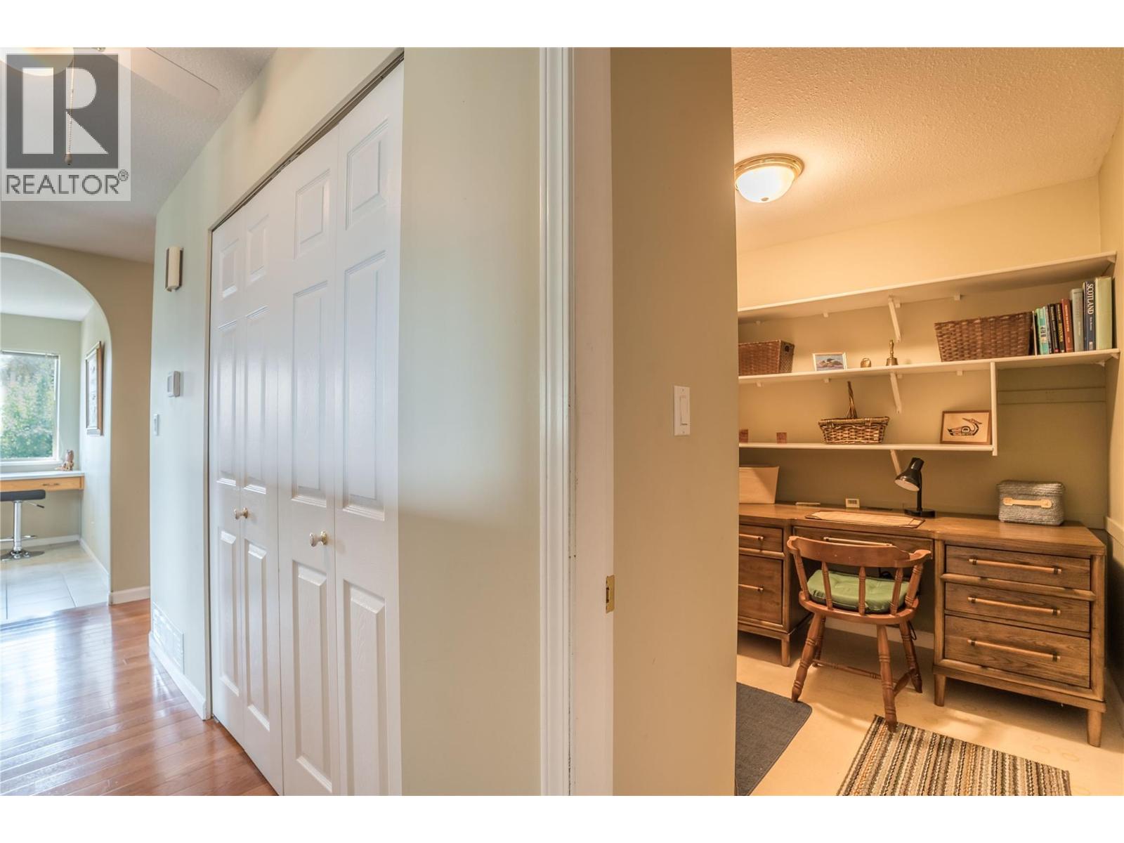 #302 17456 Snow Avenue - 25