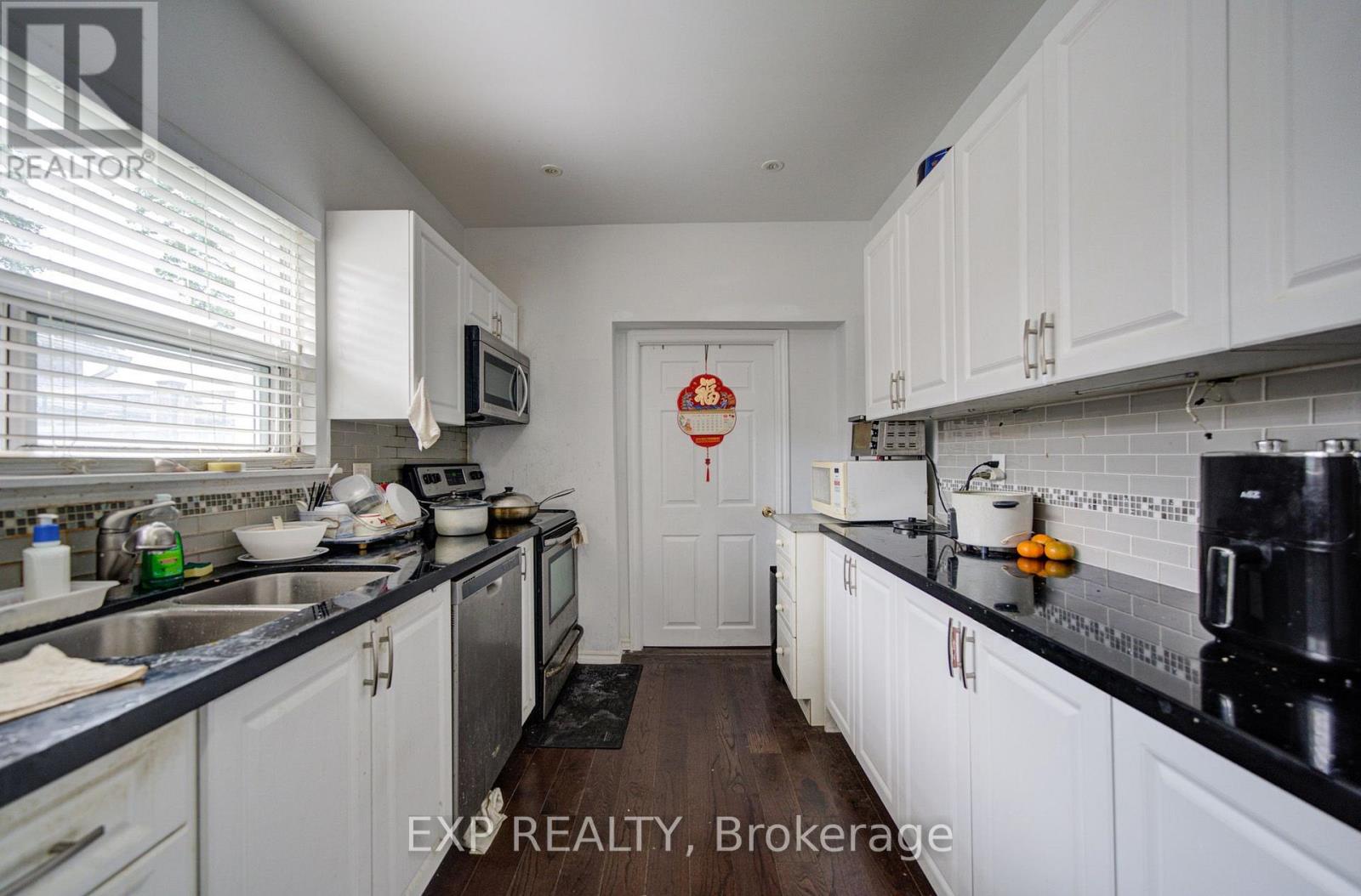 176 SEDGEMOUNT DRIVE - 10