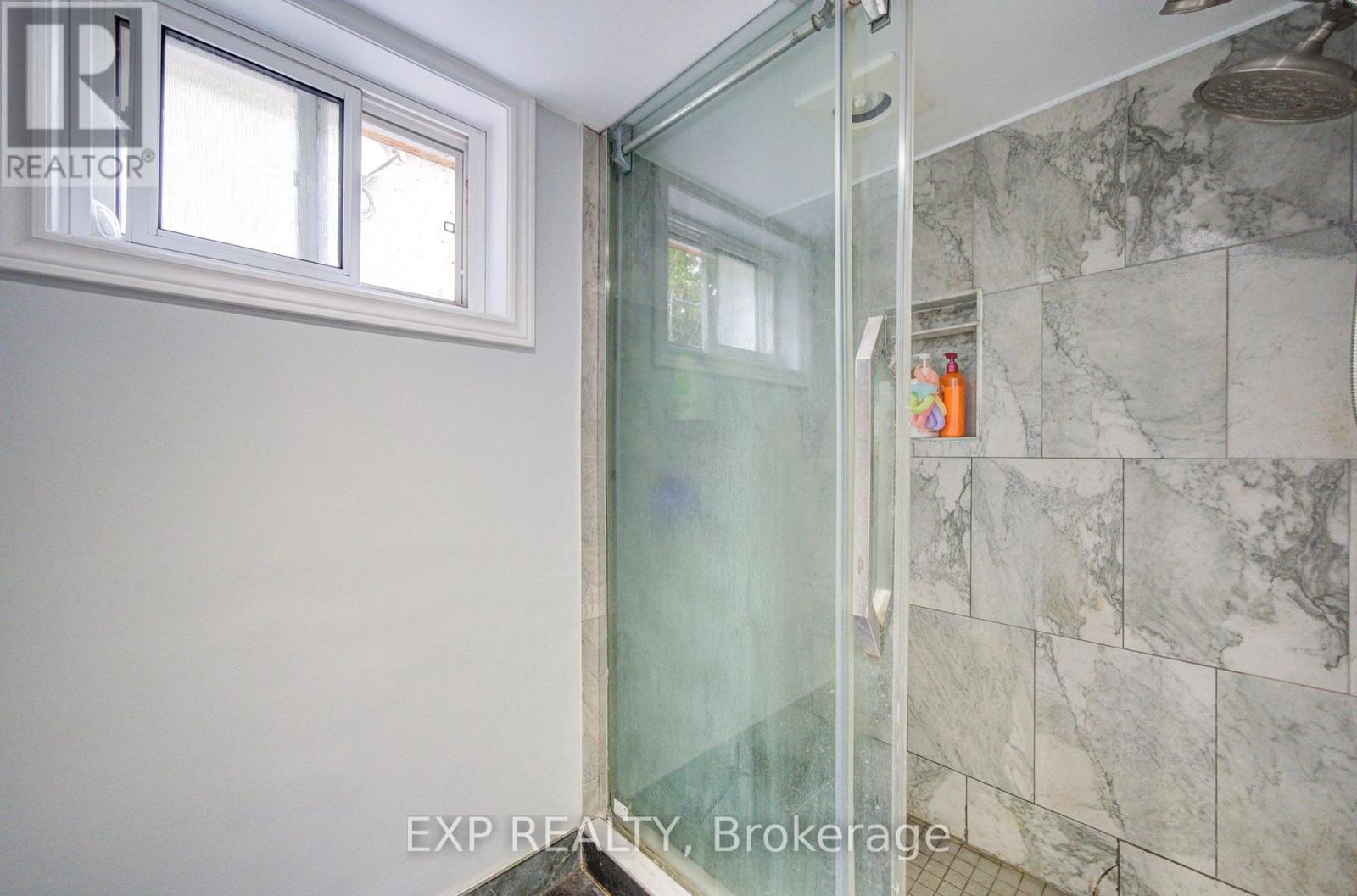 176 SEDGEMOUNT DRIVE - 28