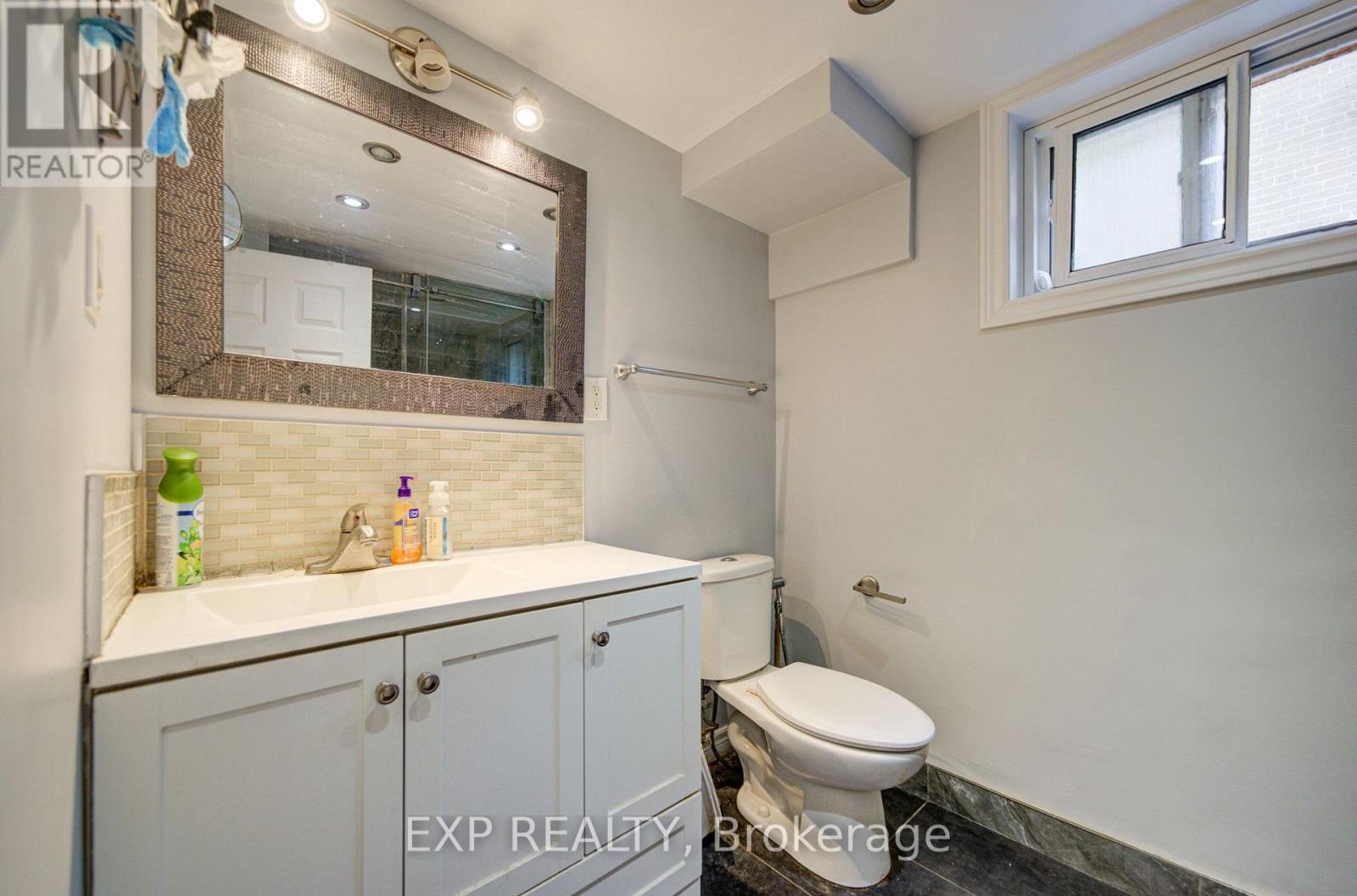 176 SEDGEMOUNT DRIVE - 29
