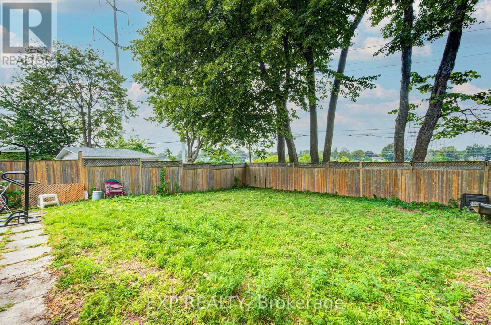 176 SEDGEMOUNT DRIVE - 31
