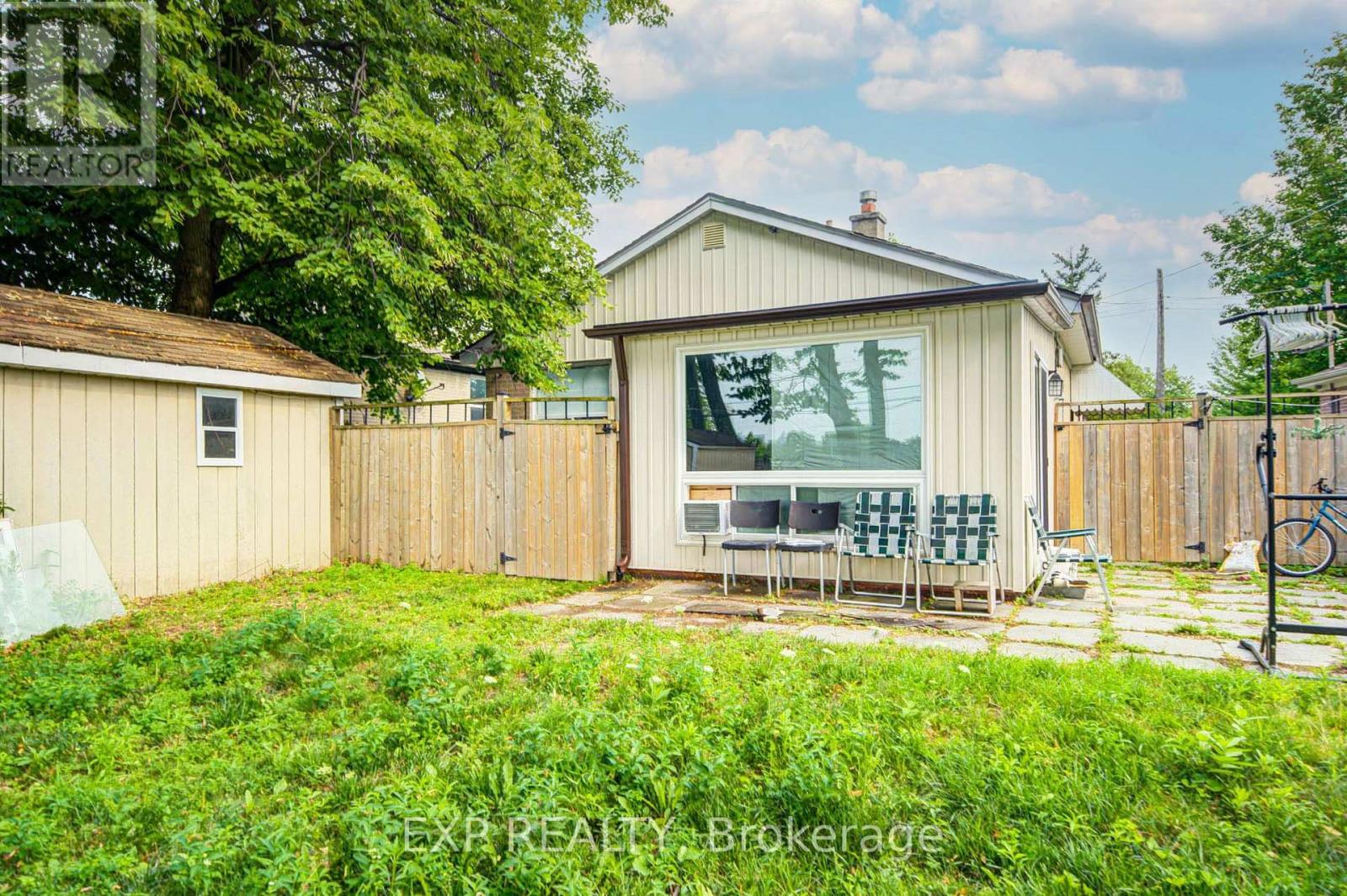 176 SEDGEMOUNT DRIVE - 34
