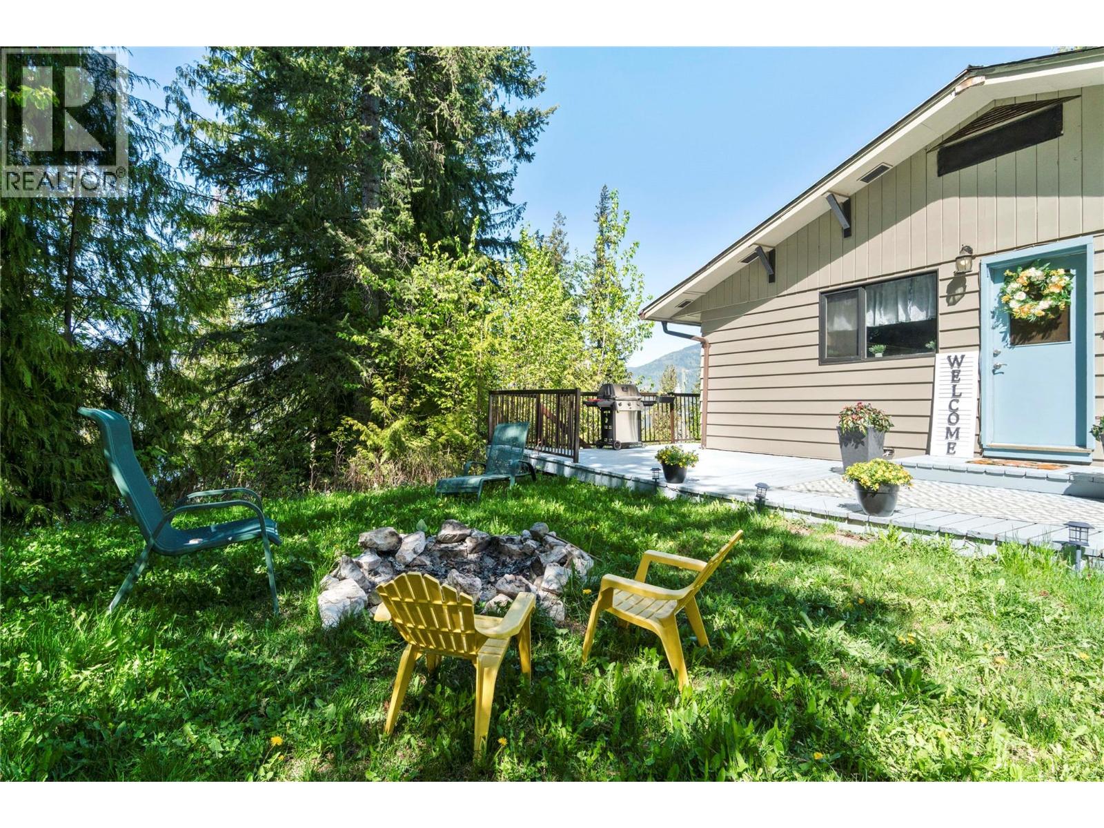  4265 Eagle Bay Road, Eagle Bay