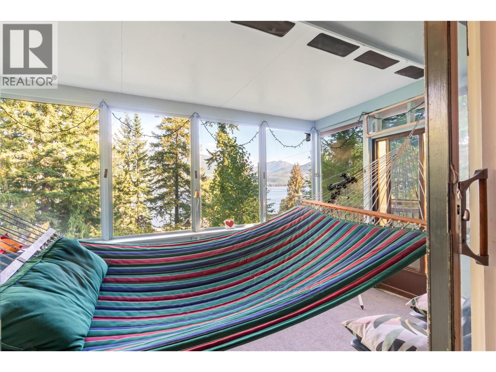  4265 Eagle Bay Road, Eagle Bay
