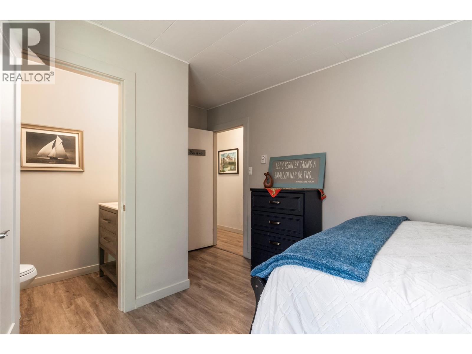  4265 Eagle Bay Road, Eagle Bay