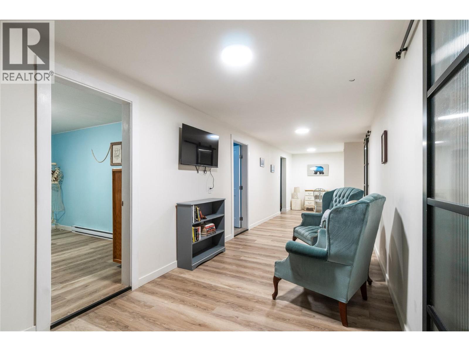  4265 Eagle Bay Road, Eagle Bay