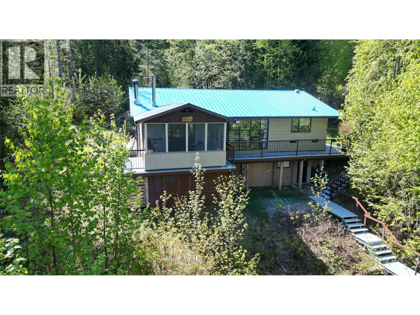  4265 Eagle Bay Road, Eagle Bay