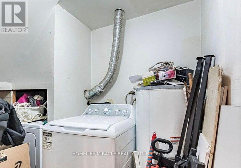 32 SHARON COURT - 15