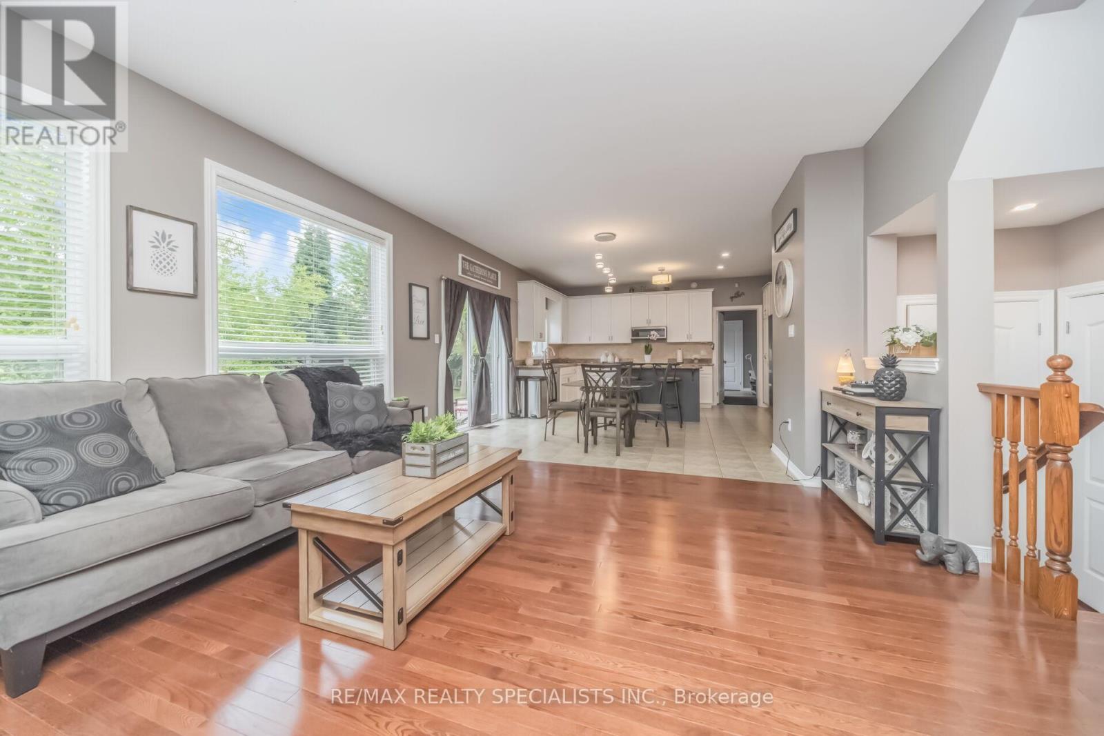 77 MCMASTER ROAD - 10
