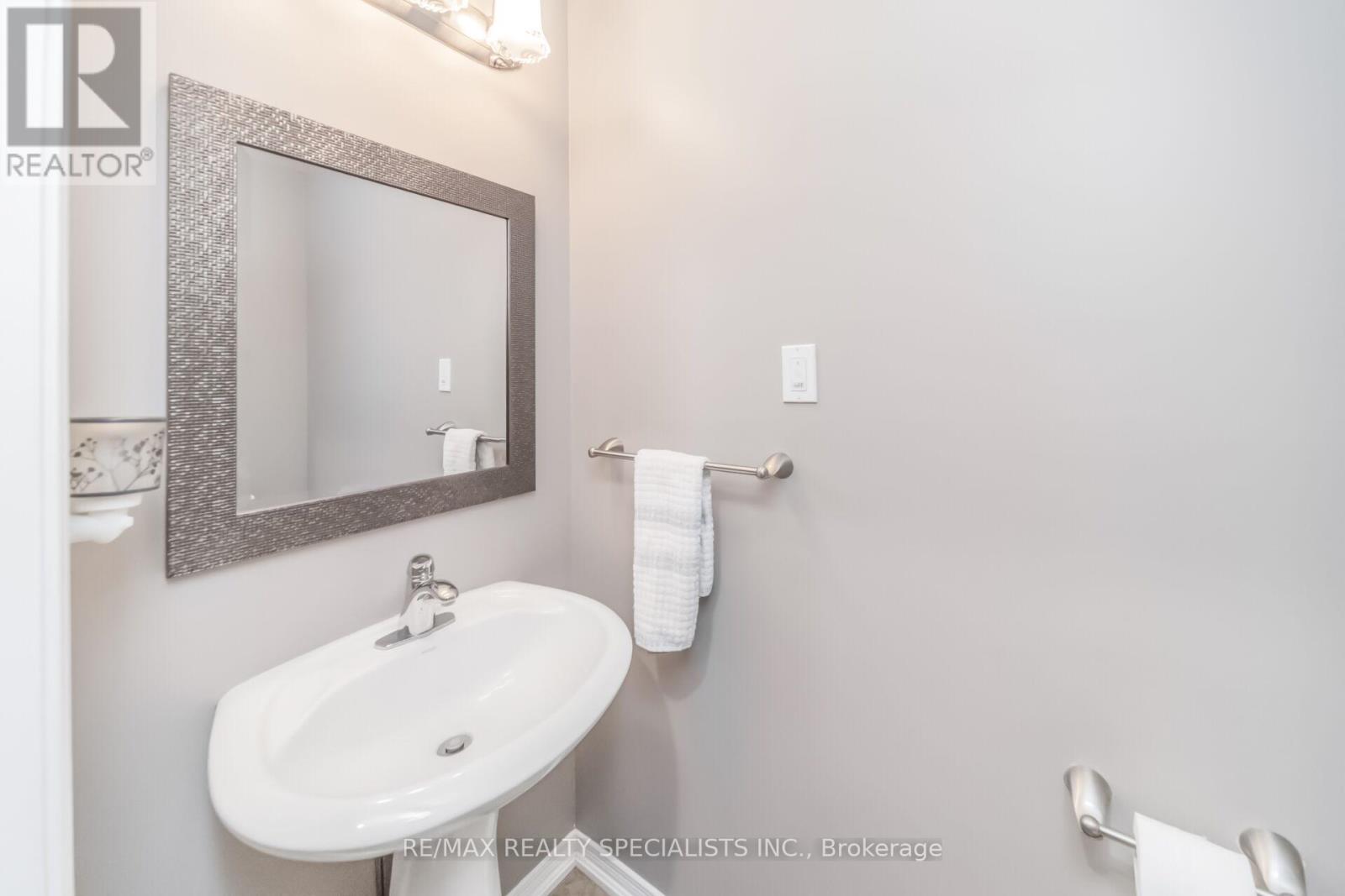 77 MCMASTER ROAD - 28