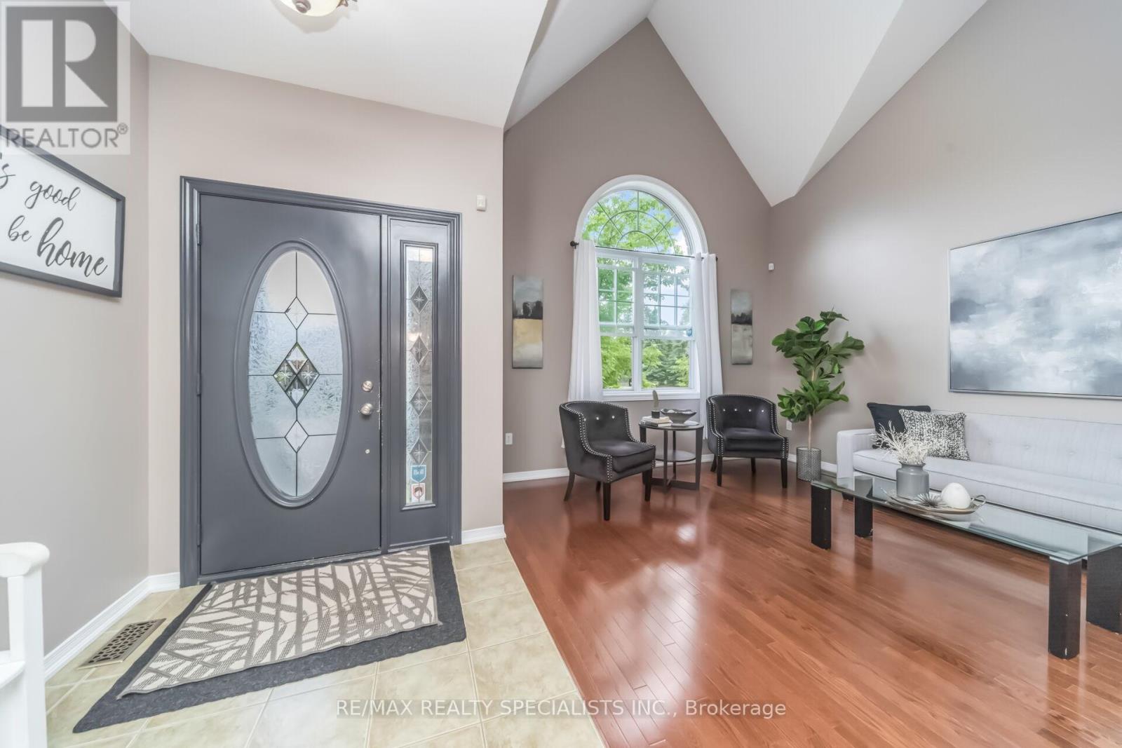 77 MCMASTER ROAD - 4