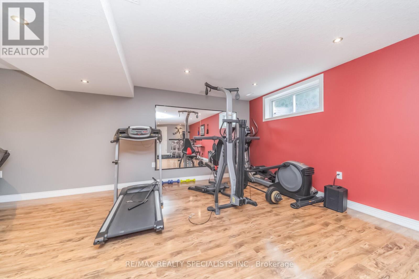 77 MCMASTER ROAD - 40