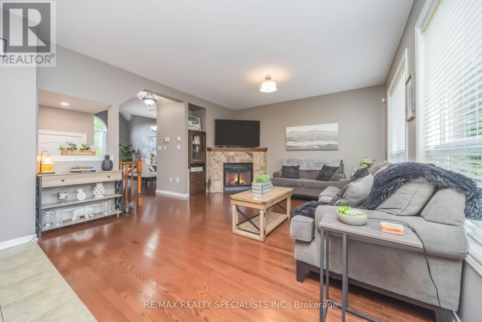 77 MCMASTER ROAD - 9