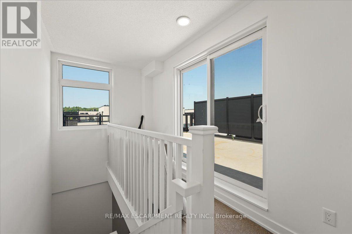 37 - 1121 COOKE BOULEVARD