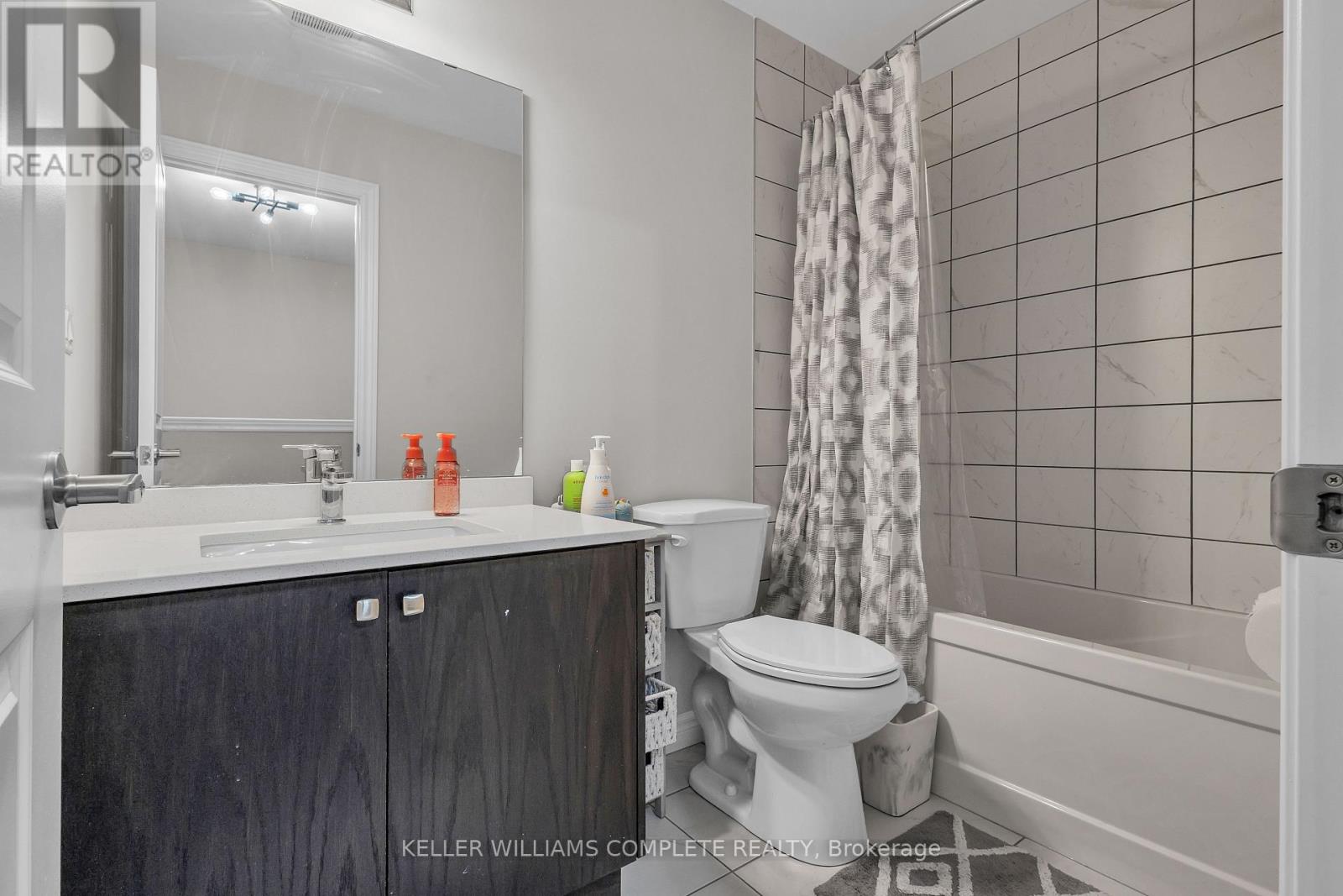 #116 575 WOODWARD AVENUE - 21