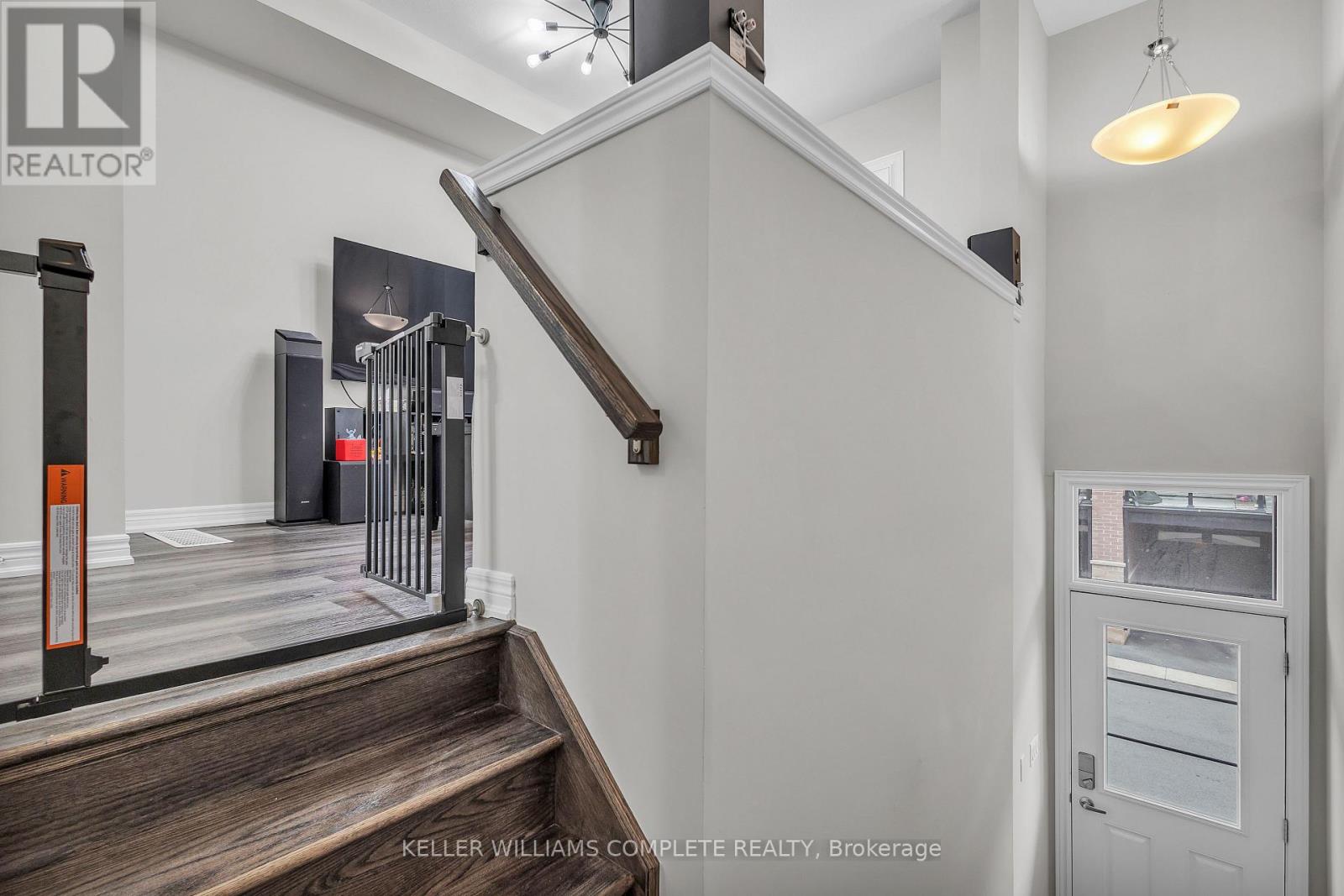 #116 575 WOODWARD AVENUE - 22