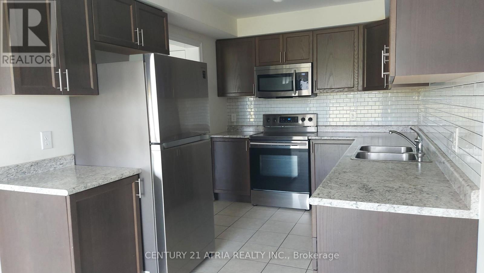 422 KROTZ STREET W - 2