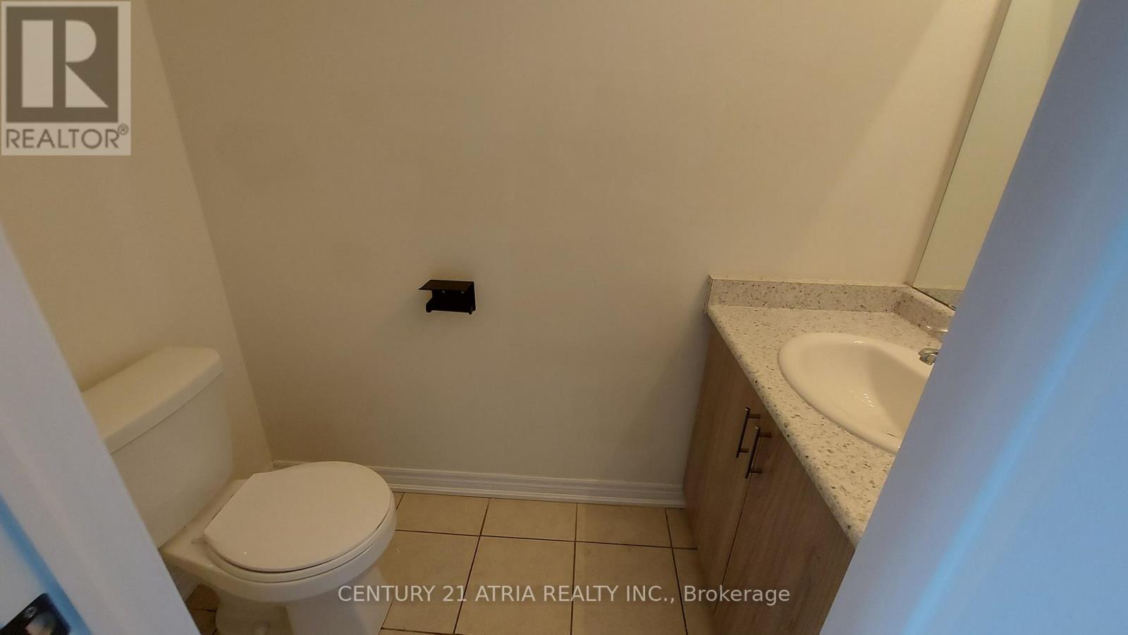 422 KROTZ STREET W - Image 8