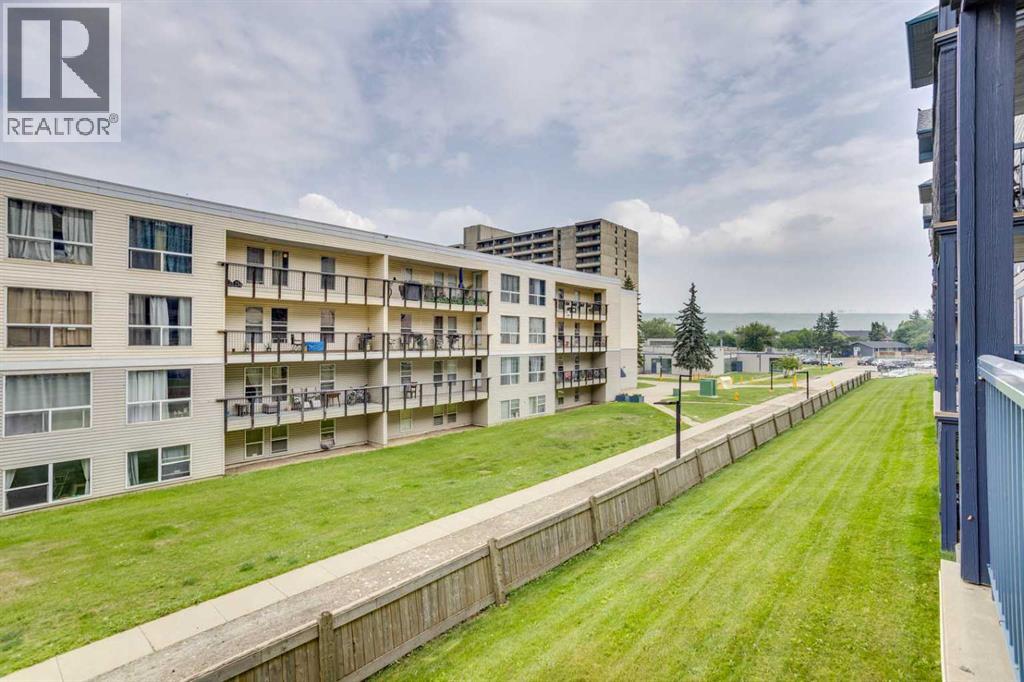 200 Richard Street, Fort McMurray