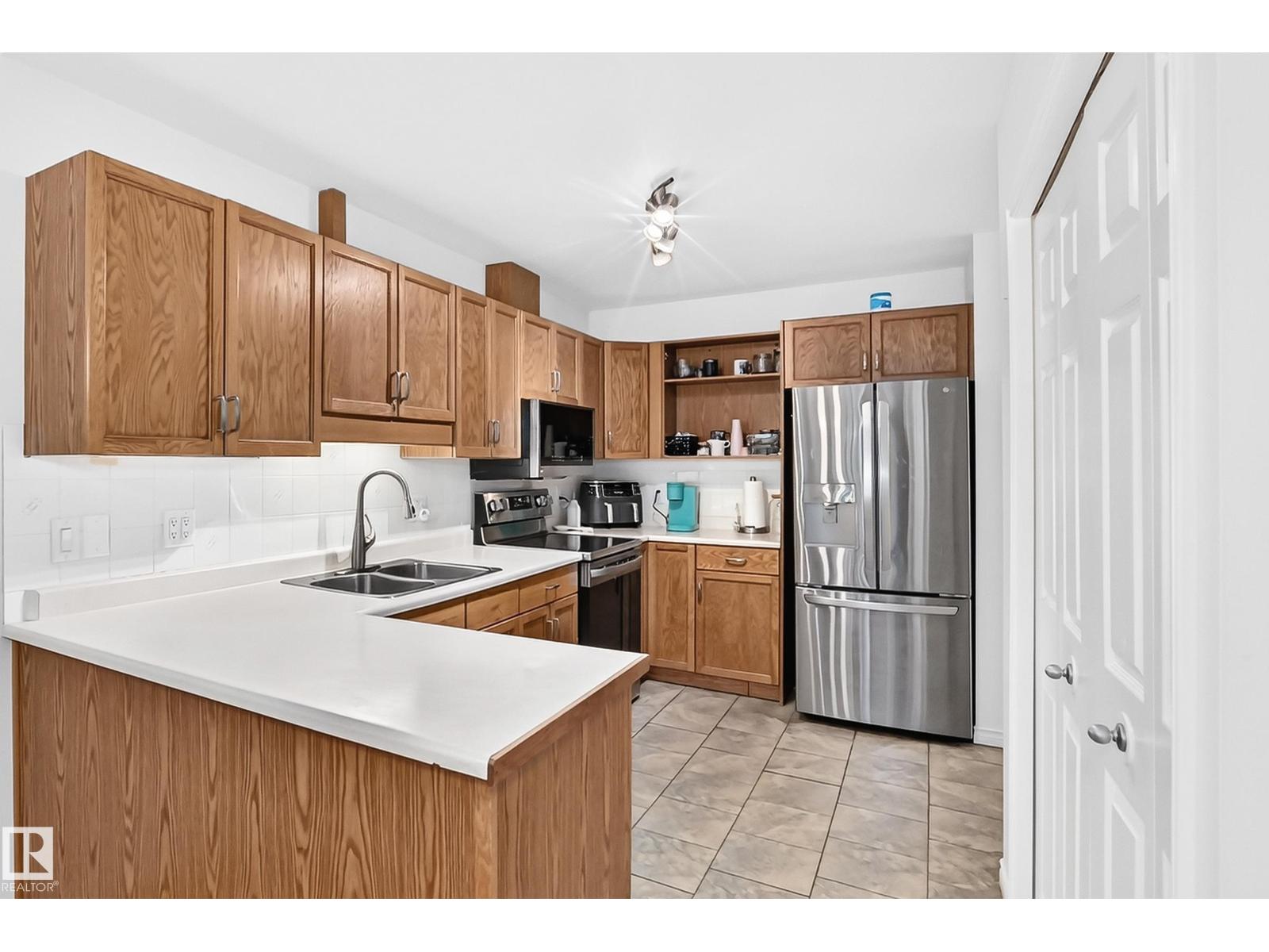 #20 9704 165 ST NW - 15