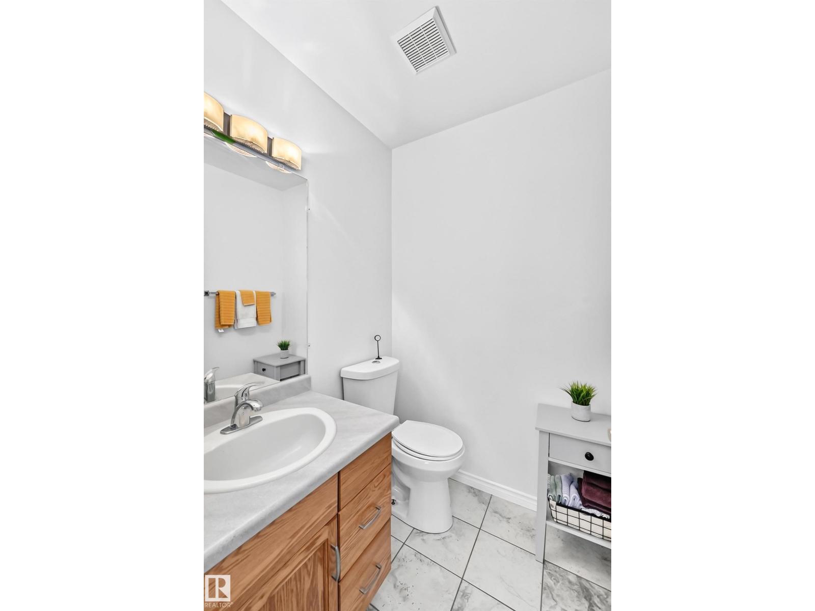 #20 9704 165 ST NW - 32