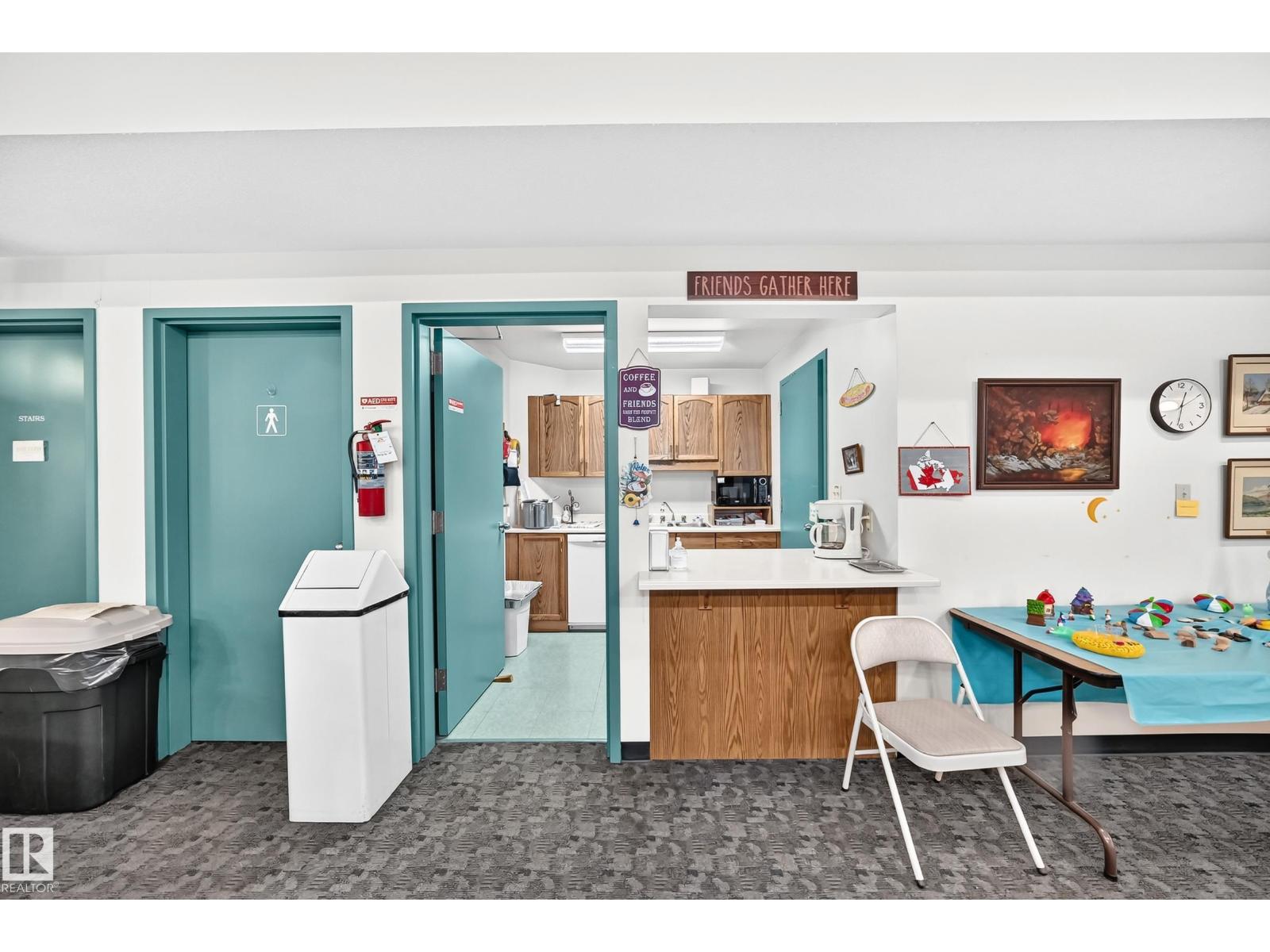 #20 9704 165 ST NW - 60