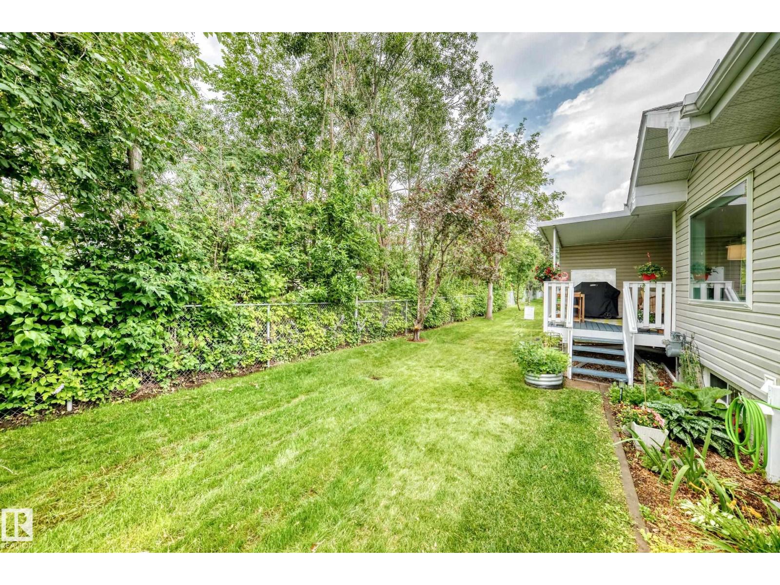 #20 9704 165 ST NW - 54