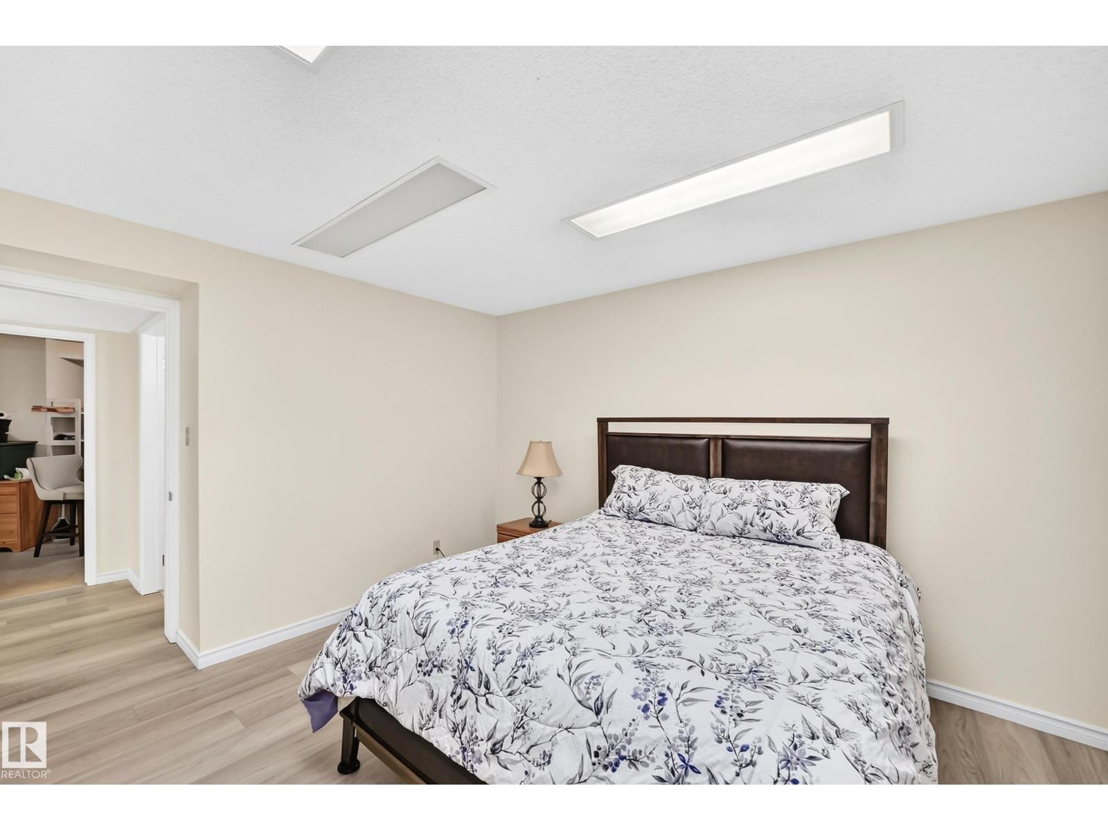 #20 9704 165 ST NW - Image 40