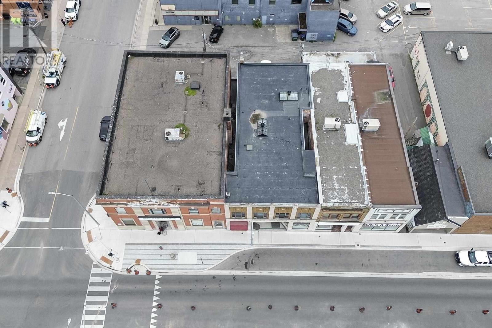 508-512 Queen ST E