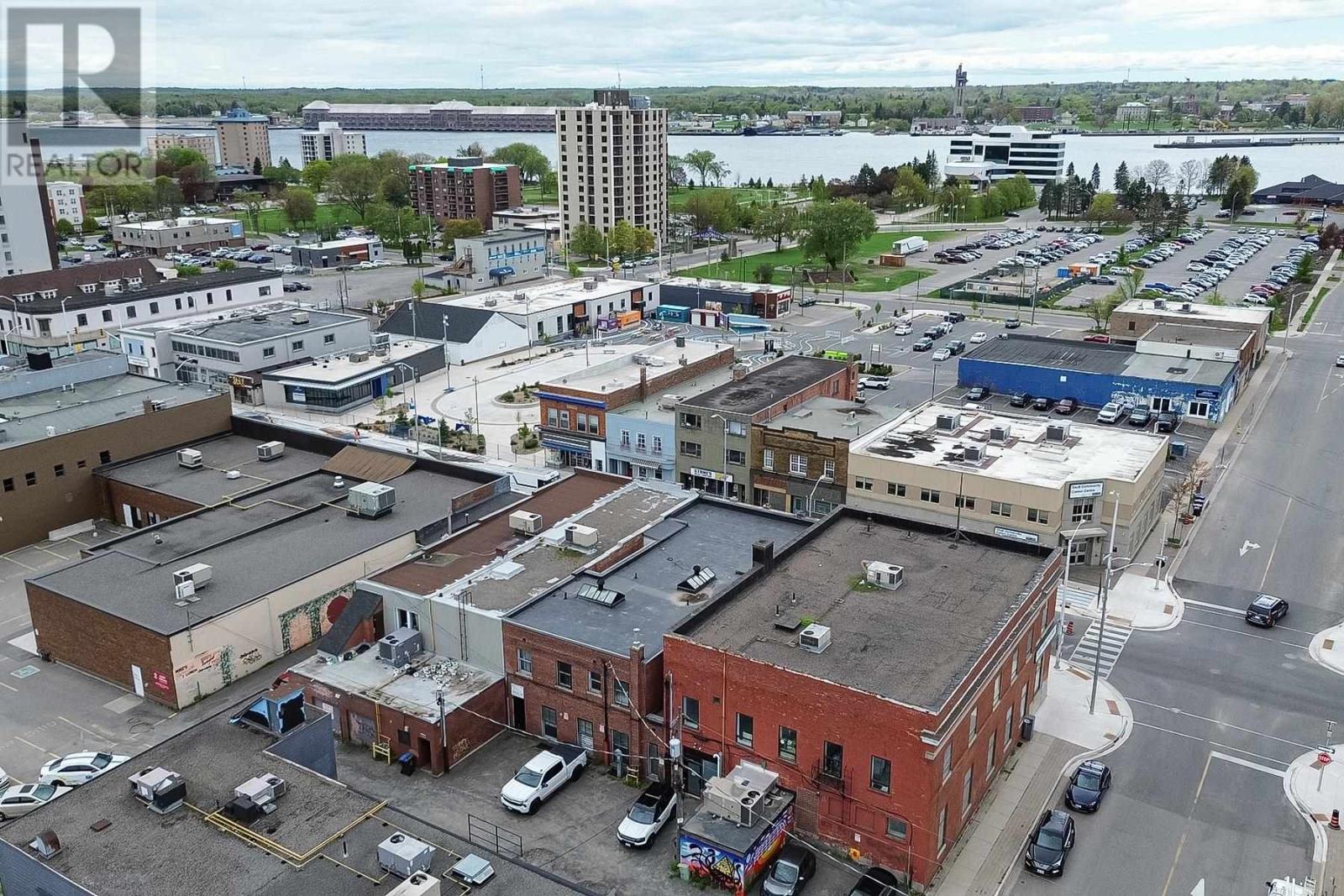 508-512 Queen ST E