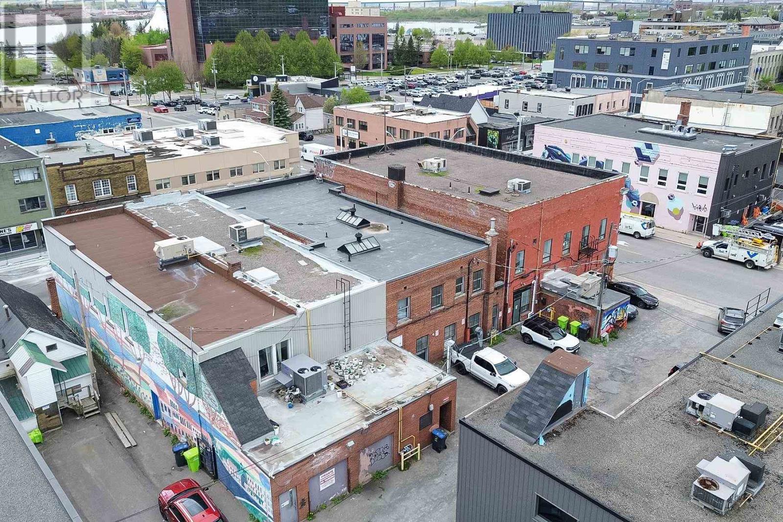 508-512 Queen ST E