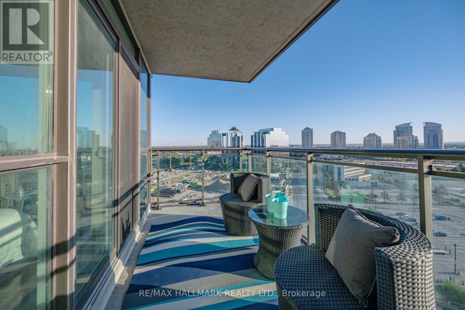 #1705 88 GRANGEWAY AVENUE - 18