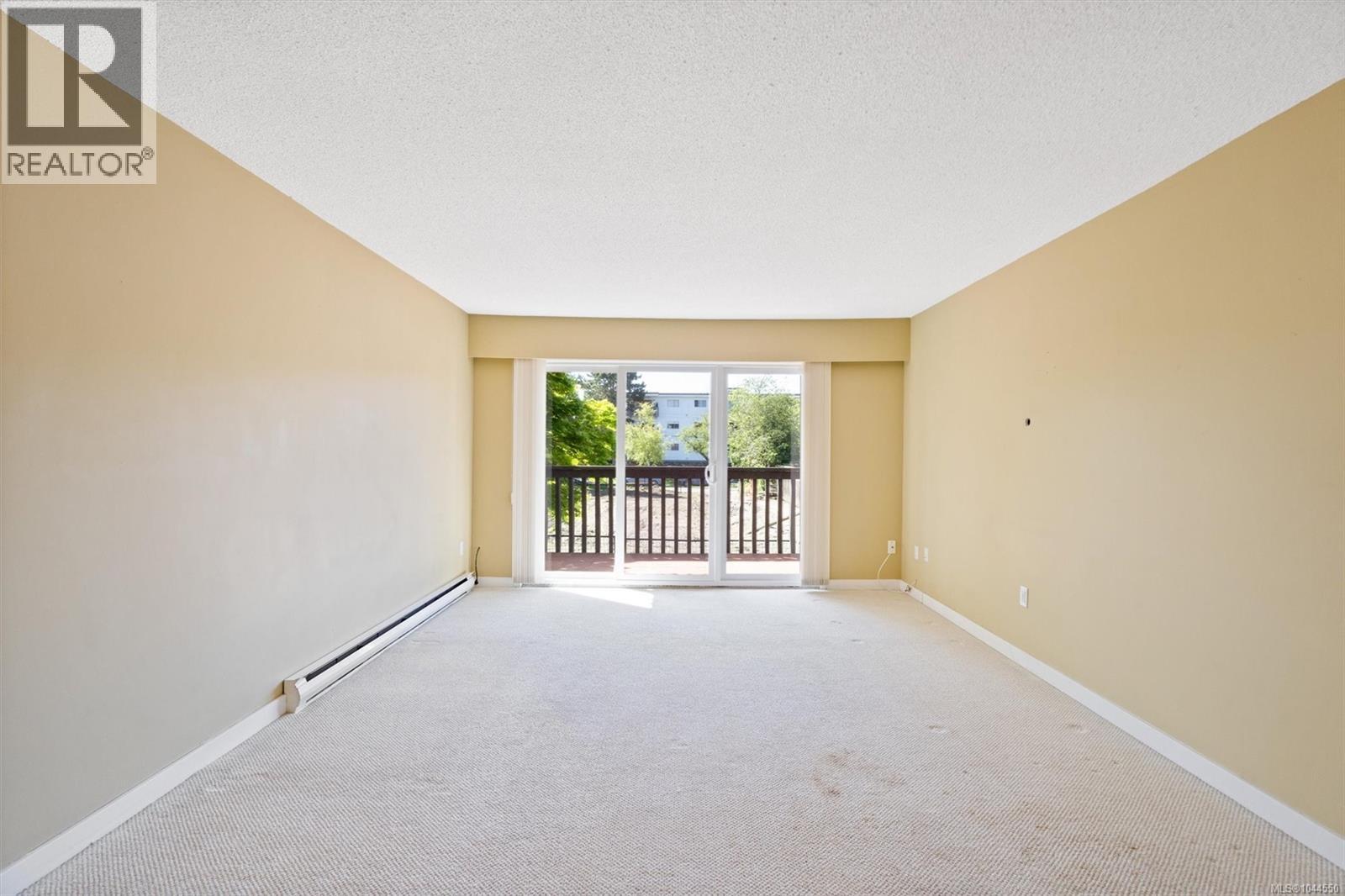 #204 1035 McClure St - 20
