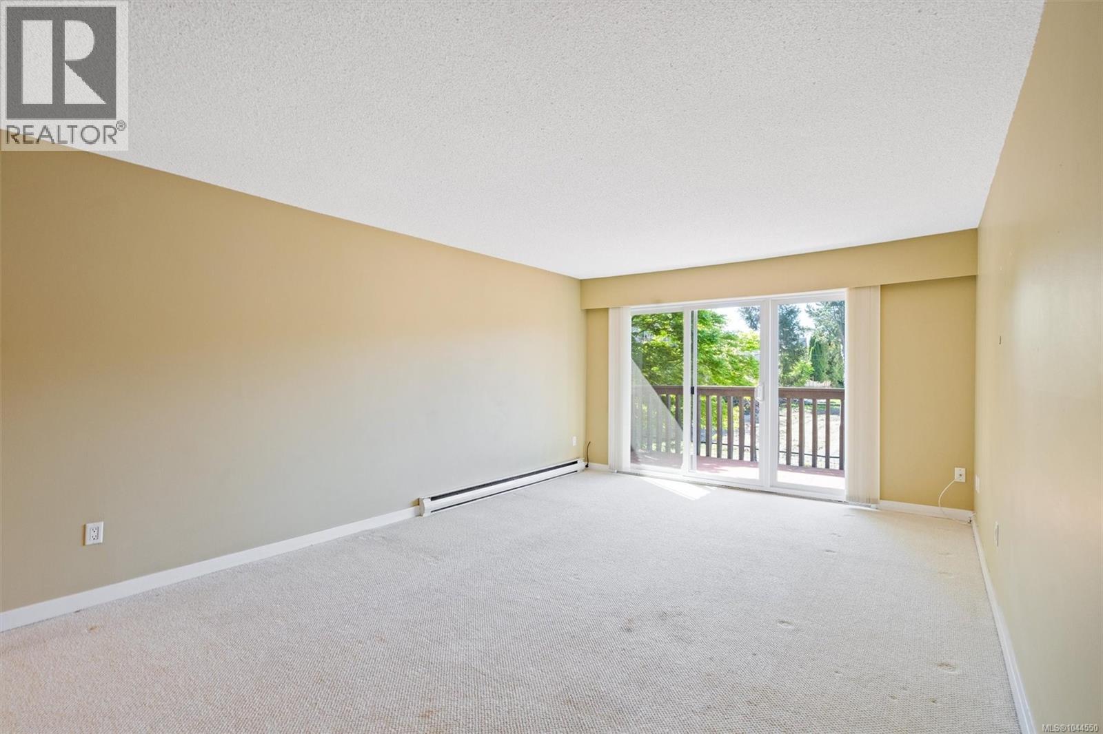 #204 1035 McClure St - 18